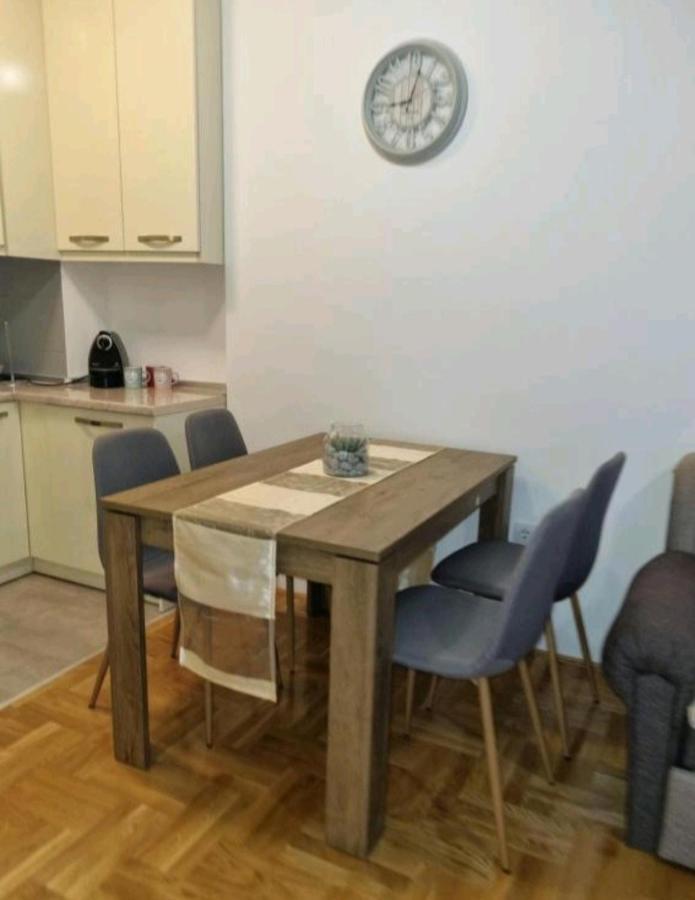 Apartman Moskva Bijeljina Leilighet Eksteriør bilde