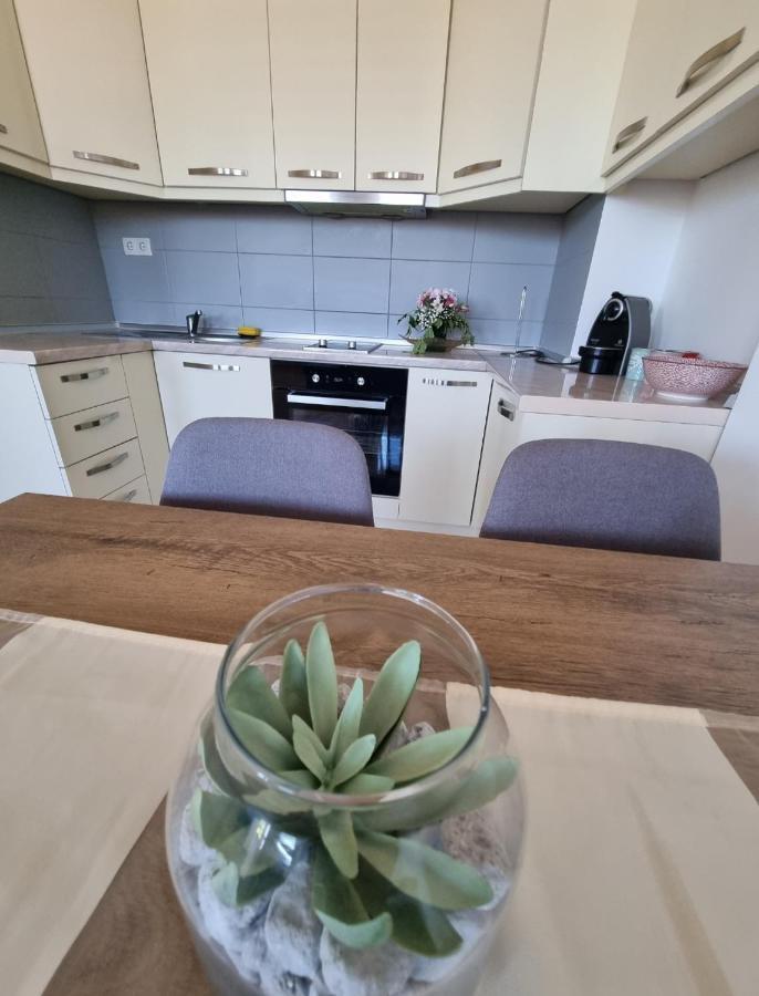 Apartman Moskva Bijeljina Leilighet Eksteriør bilde