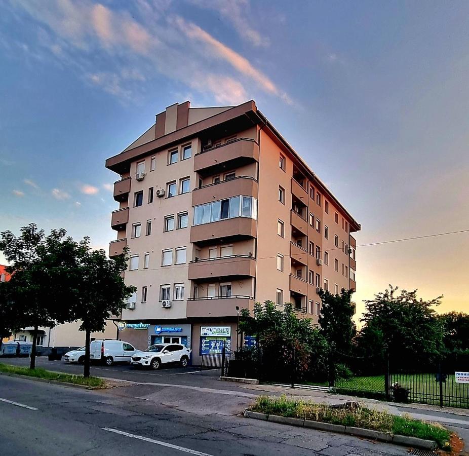Apartman Moskva Bijeljina Leilighet Eksteriør bilde